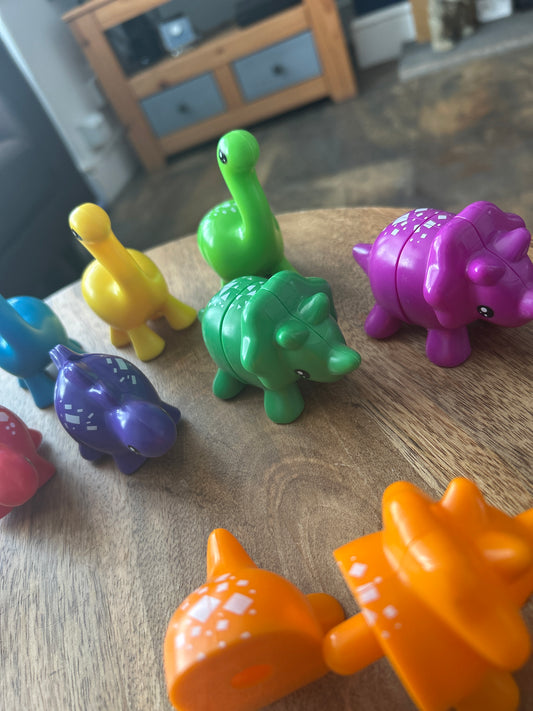 Dinosaur matching game