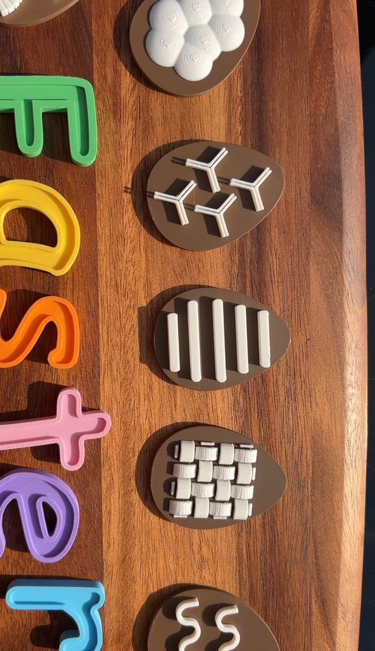 Tactile sensory egg set